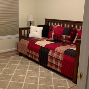 Day Bed Cover- w/ (1) black throw pillow and 3 Standard Shams